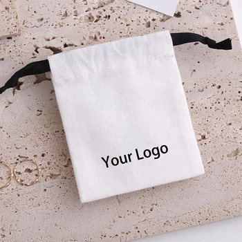 Kişiselleştirilmiş Beyaz Pamuklu Küçük Çanta Takı Ambalaj Küpe Yüzük Kolye Özel şirket logosu büzgülü torba Mağaza Logosu