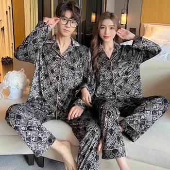 Severler Pijama Setleri Pijama Uzun Kollu Baskı Altın Kadife Siyah Salonu uyku tulumu Gecelik Salonu Gevşek Ev Giysileri 2 Adet