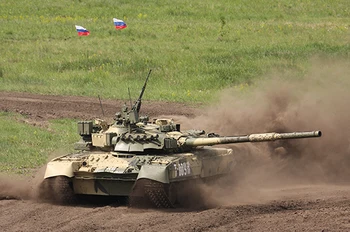 Trompetçi 1/35 Rus T-80UK MBT Ana Muharebe Zırhlı Tank Araç model seti TH16571