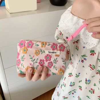 Yeni Dantel Up kart çantası Kontrast Renk Ruj Kozmetik Çantası Küçük saklama çantası Çiçek INS Makyaj Cüzdan Organizatör Sevimli Taşınabilir