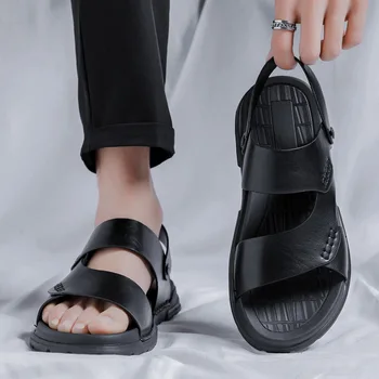 Yeni Erkek Bölünmüş Deri Sandalet Yumuşak Rahat Roma Sandalet Erkekler Yaz rahat ayakkabılar Moda Kaymaz Terlik